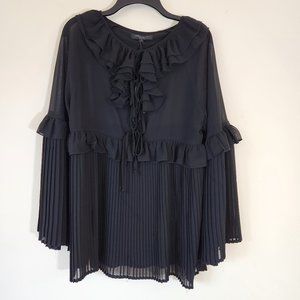 NWT Sheer Black LS Pleated Waist Ruffle Romeo & Juliet Couture Blouse Medium